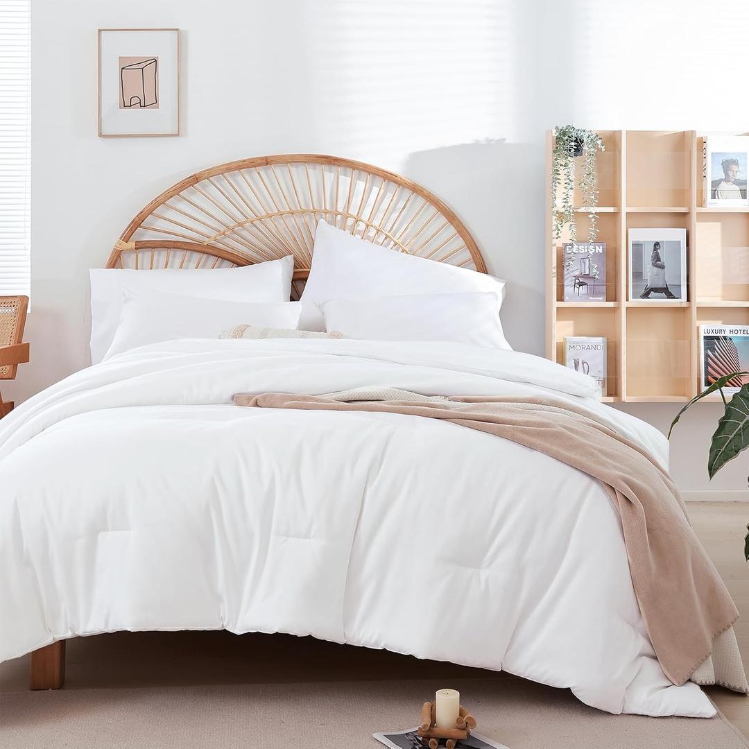 weigelia Full Size Comforter White Modern 3PCS Microfiber Full Size Comforter Sets for All Season Comforter for Men, Women and Girls Soft Lightweight Bed Comforter Set