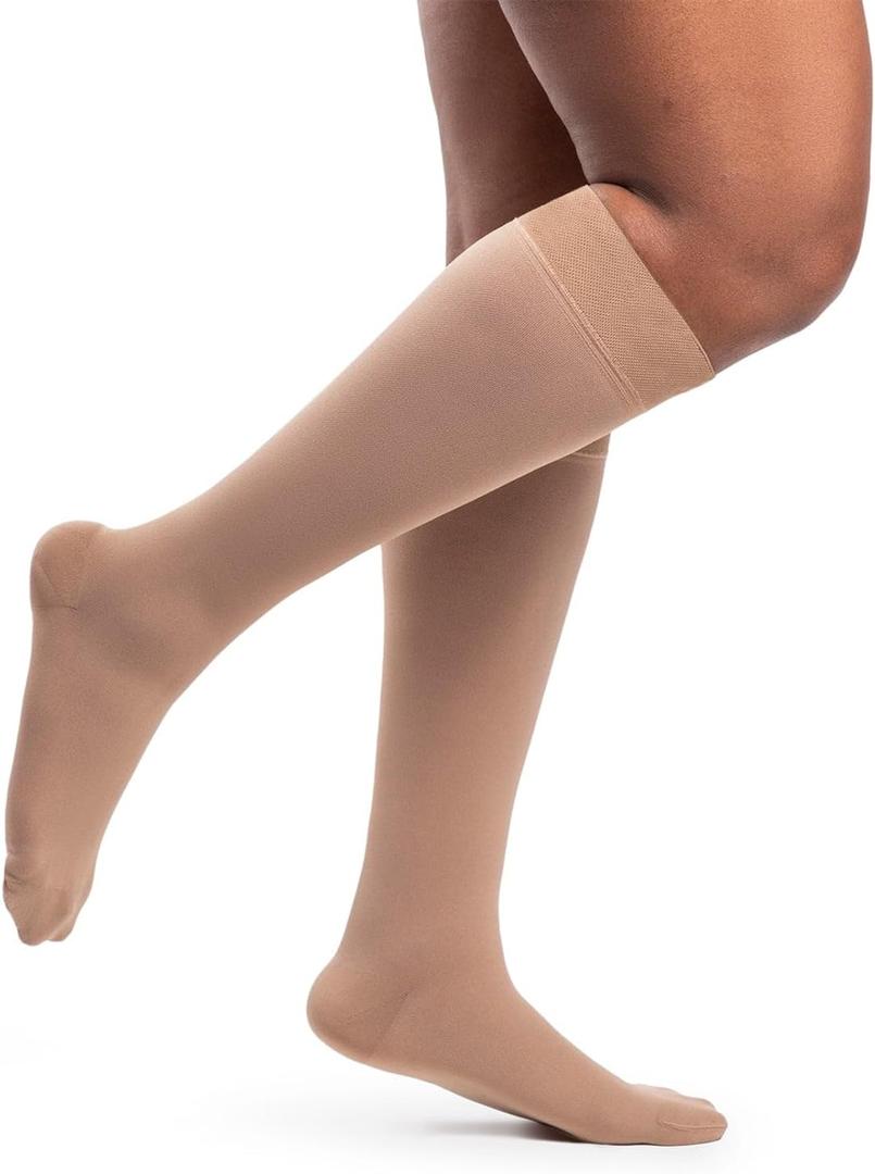 SIGVARIS Womens DYNAVEN Closed Toe Calf-High Socks 20-30mmHg
