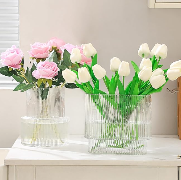 YANWE1 Ribbed Vase, Fluted Glass Vase for Flowers, Clear Flower Vases for Tulips, Modern Vases for Living Room, Dining Table, Office, Bedroom, Mantle, Shelf, Wedding, 7 Inch