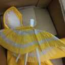 1 Set Spring Desk Goose Raincoat Outfit with Umbrella Mini Desk Goose Rain Coat Costume Mini Geese Raincoat Clothes for Spring 7 Inch Geese Figurine Desktop Home Decoration (Yellow)