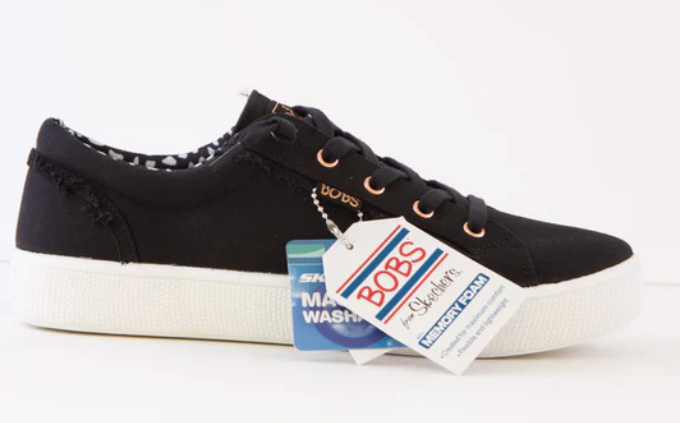 SKECHERS BLACK 7,5 size