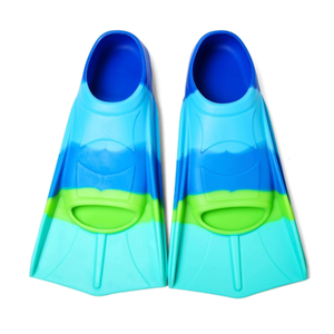 Kids Swim Fins Youth Short Blade Swimming Training Flippers Snorkeling Diving Travel Size Fins for Children Girls Boys Beginners,Lap Swimming,Comfortable Silicone Flippers with Mesh Bag, M