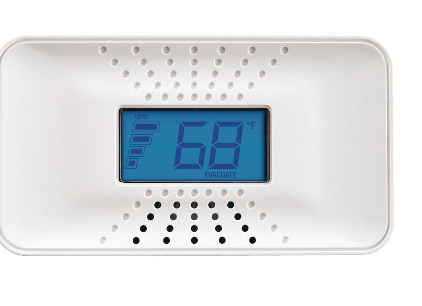 First Alert Carbon Monoxide Alarm with Temperature, Digital Display and 10-Year Sealed Battery - CO710 (1039753)