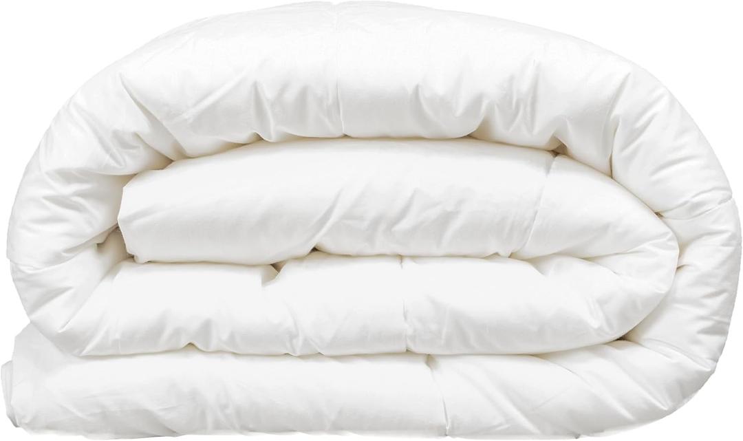 All-Season Extra Soft Luxurious Classic Light Pure Microfiber with 200 GSM Comforter - Full Or Queen - 90 by 90 Inch Colour-White