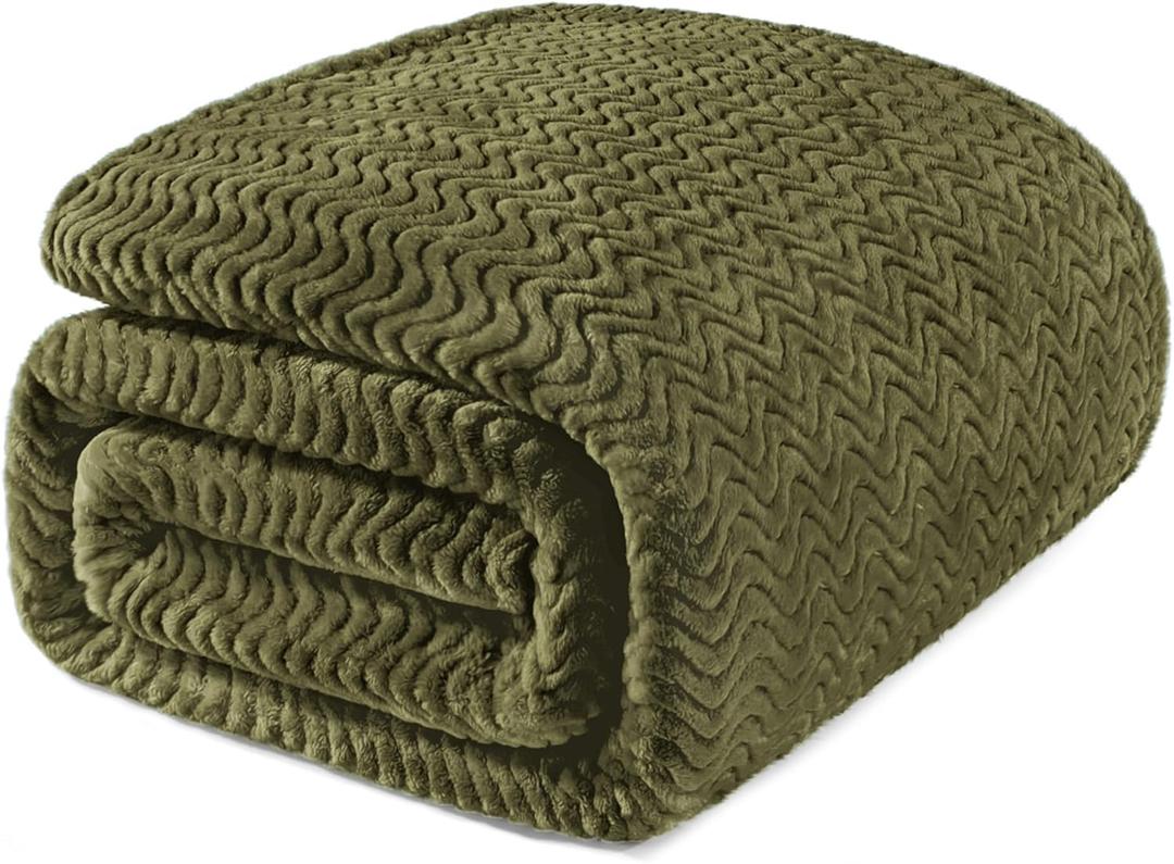 Exclusivo Mezcla King Blanket for Bed, Cozy Lightweight Fleece Blankets for All Season, Decorative Giftable Fuzzy Plush Wave Textured Suitable for Women, Men, Olive Green, 90x104 Inches