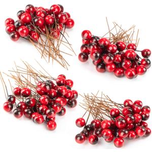 MAQIHAN Artificial Holly Berries - 150 Pcs Christmas Holly Berries Stems for Crafts Faux Holly Berries Artificial Red Holly Berry Stems for Christmas Wreath Christmas Tree Table Kitchen Wall Decor