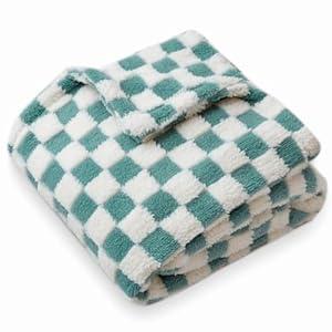 Checkered Baby Blanket Neutral Ultra Soft Fuzzy 30 X 40 Inches Cozy Baby Blankets with 3D Chessboard Grid Warm Comfort Reversible Baby Bed Blanket for Toddlers Infant or Newborn (Green and White)