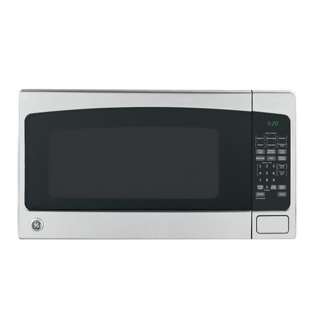 COMMERCIAL CHEF 0.9 Cu Ft Microwave with 10 Power Levels, Push Button and Child Lock, 900 Watt Microwave with Digital Controls, Countertop Microwave with Timer and Quick-Touch Menu, Stainless Steel