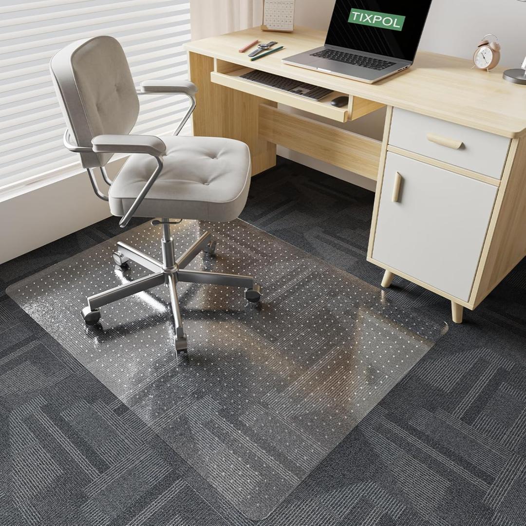 Chair Mat for Carpet, 36" x 48" Office Chair Mat for Carpeted Floors, Non-Slip Carpet Protector Floor Mat with Grips, Plastic Heavy-Duty Rolling Desk Mat for Home Office and Gaming (Clear)