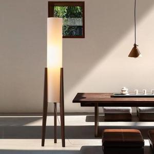 MIXL- Wanlut Wood Finish Tripod Floor Lamp,Cylinder Shade Tall Standing Lamp,Rustic Living Room Floor Lamp,Vintage Style Standing Light for Bedroom Office