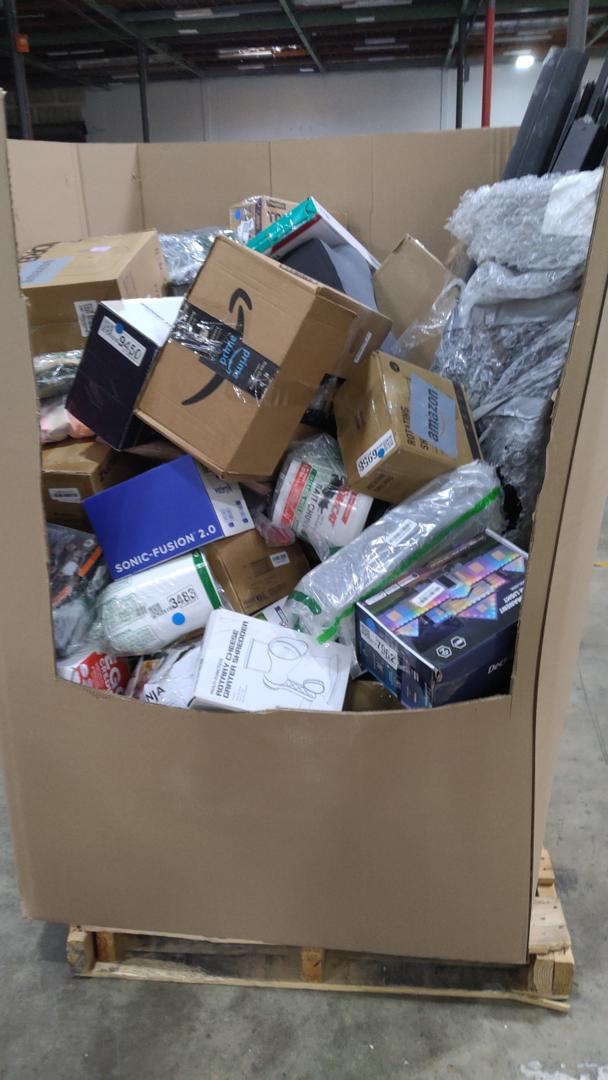 Pallet Of Salvage Items