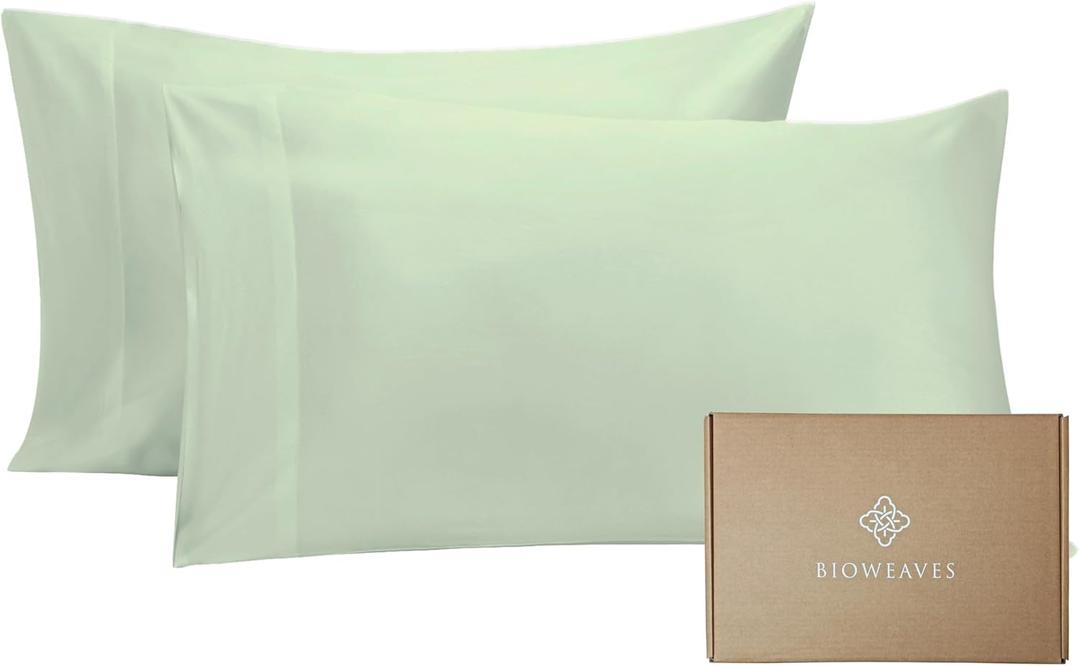 Bioweaves 100% Organic Cotton Pillow Cases 300 Thread Count Soft Sateen Weave GOTS Certified  Standard/Queen Size, Set of 2, Pastel Green