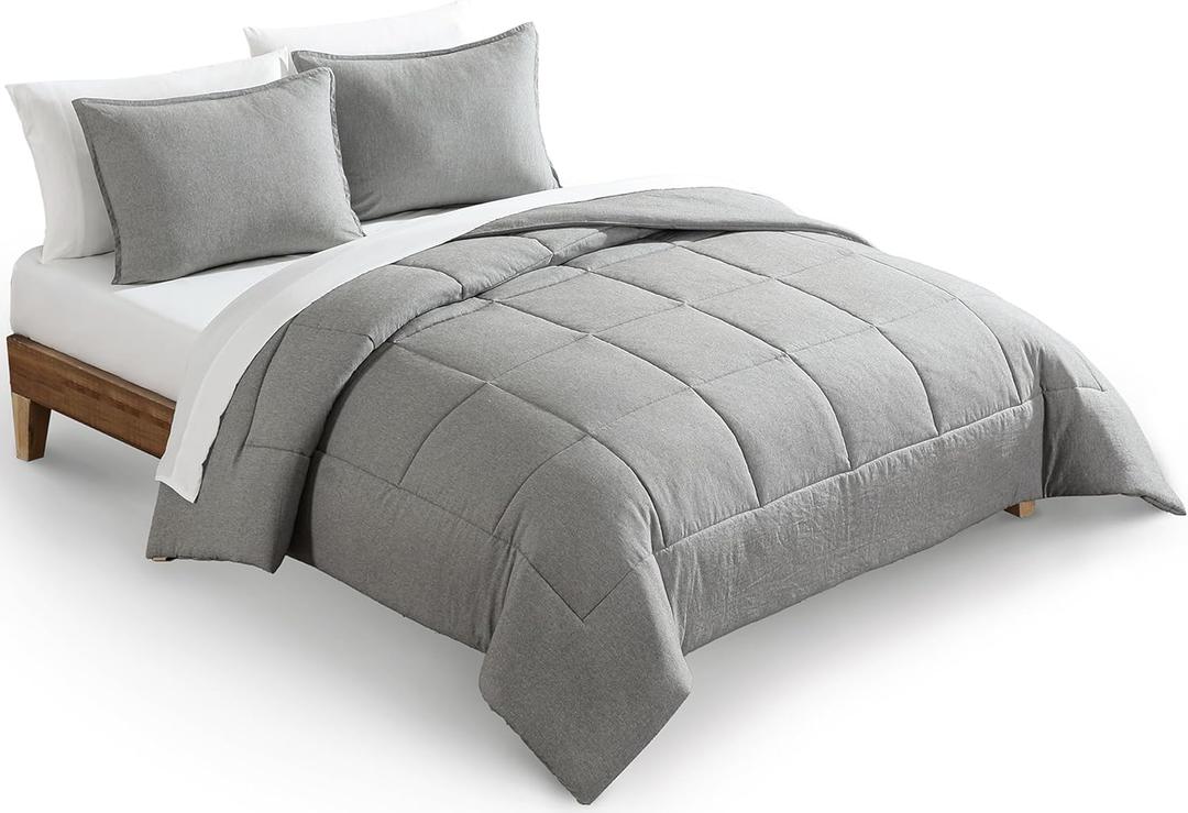 UGG Leonora Comforter Set with 2 Pillow Shams Lightweight Down Alternative Blanket Reversible Cozy Warm All Season Washable and Hypoallergenic Bedding Set, Full/Queen, Light Grey (Silver)