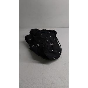 Amazon Basics 78x 51.2 / 198cm x 130cm