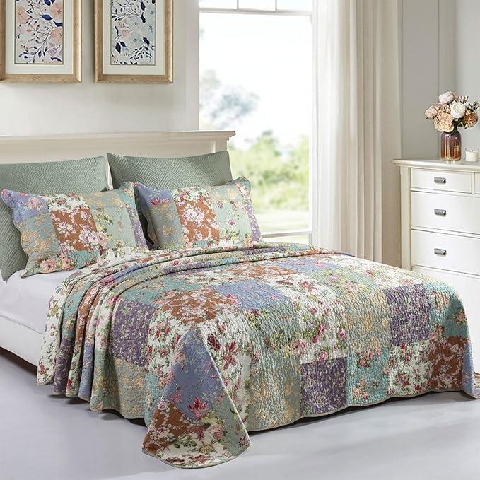 YAYIDAY Oversized King Bedspreads Patchwork Quilt Set (120x118 Inch) - 100% Cotton Reversible Breathable Floral Quilted Coverlet with Pillow Shams Fit All Season