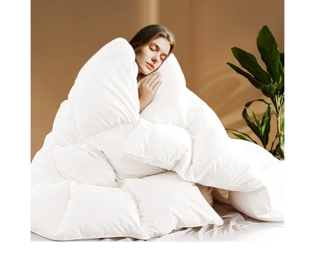 SHOUREN White Luxurious Goose Feather Down Fiber Comforter, All Season Hotel Collection Bed Comforter，Ultra Soft 100% Cotton Duvet Insert with Corner Tabs, Queen Size 90"X90"