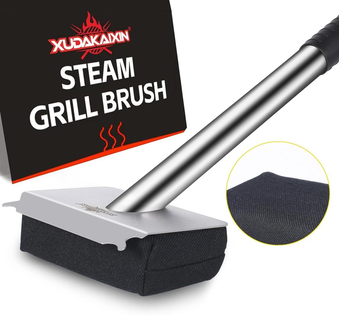 Steam Grill Brush Bristle Free,[Ultra Safe & Efficient] Grill Cleaner for Outdoor Grill,BBQ Replaceable Scraper Cleaning Head,Grill Brush BBQ Accessories,Gifts for Men/Dad  (Black)