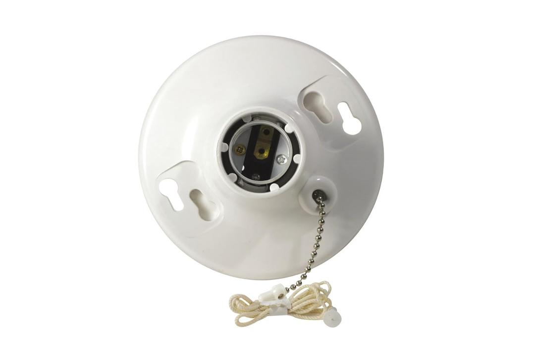 Leviton R50-08827-CW4 1-Piece Top Wired Lamp Holder with Pull Chain, 660 W, Incandescent/CFL, Medium,White