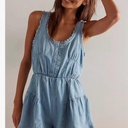 utcoco Women's 2025 Summer Casual Sleeveless Denim Romper Elastic Waist Loose Jean Shorts Jumpsuit Overalls, Size L