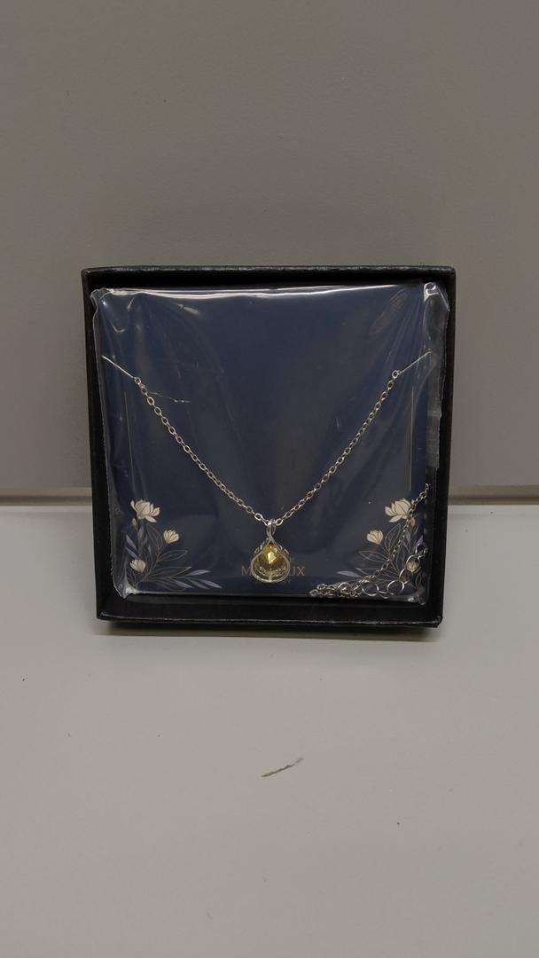 Custom4U Birthstone Name Pendant Necklace for Women, Custom Name Necklace with 1-5 Birthstones CZ, Silver/Gold Plated Personalized Jewelry New Mom Grandma Gifts for Birthday Mother's Day Christmas