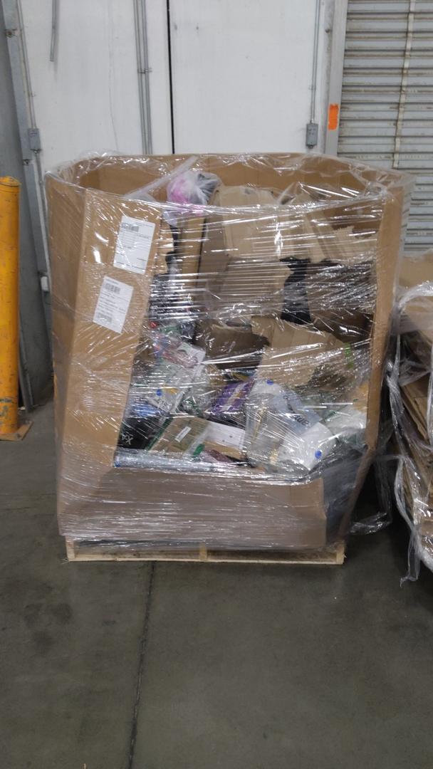 Pallet Of Salvage Items