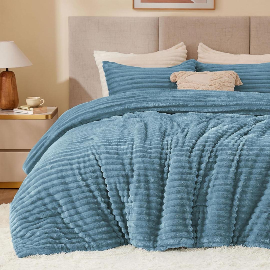 BEDELITE Fleece Queen Comforter Set -Super Soft & Warm Fluffy Blue Fog Bedding, Luxury Fuzzy Heavy Bed Set for Winter with 2 Pillow Cases