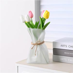 Kaitnax Glass Vases Irregular Shaped Flower Vase Art Decorative Flower Vase for Wedding, Dinning, Bookshelf, Home Decoration or Gift