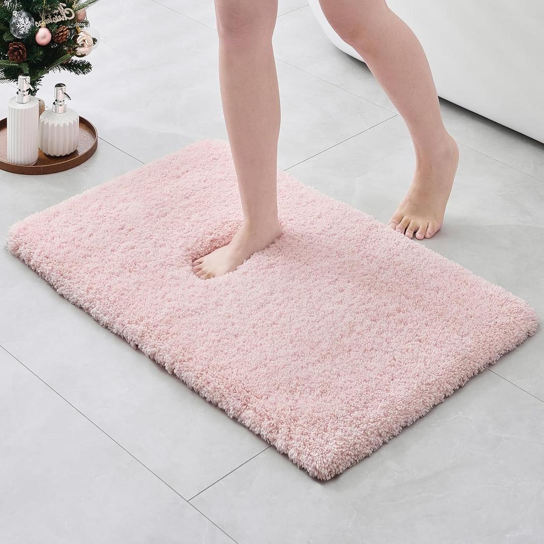 ILANGO Pink Christmas Bathroom Rugs 36"  24" Non Slip & Super Absorbent Extra Thick Soft, Washable Bath Mat for Floor, Non Shedding Microfiber Shaggy Bath Rug with Rubber for Bathtub Sink
