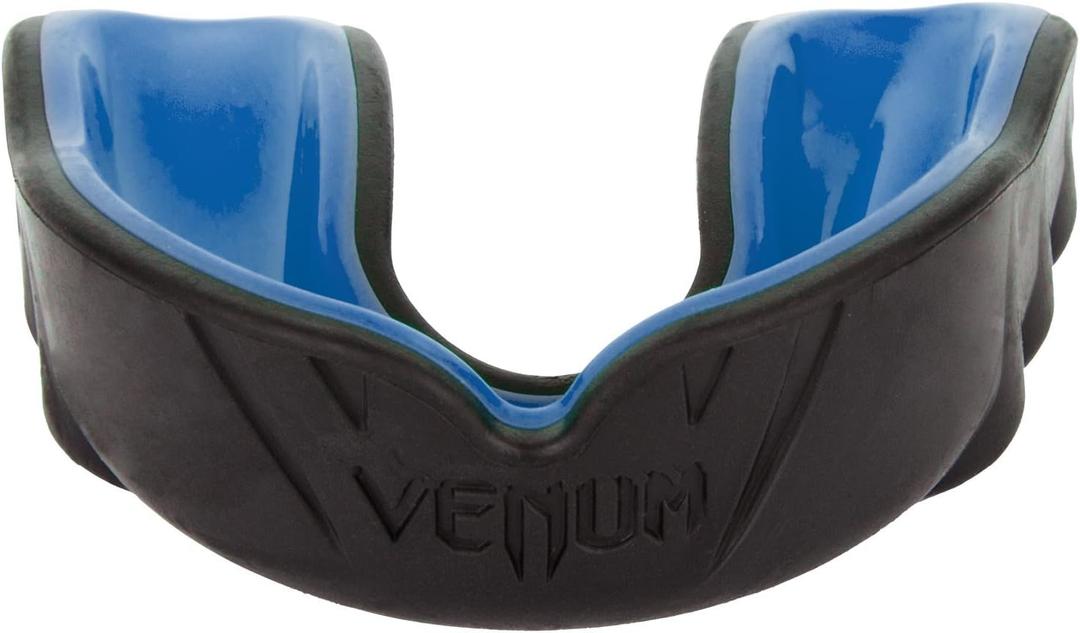 Venum Challenger Mouthguard - Black/Blue (Adult)