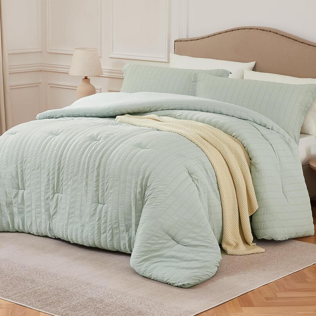 Sagegreen Twin/Twin XL Comforter Set - 2 Pieces Seersucker Lightweight Bedding Comforter Sets (1 Soft Fluffy Comforter & 1 Pillowcase) - All Seasons Cozy Modern Bed Sets for Women Men (Twin (68''*90''))