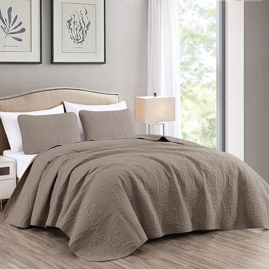 Chezmoi Collection Austin 3-Piece Oversized Bedspread Coverlet Set (Queen, Taupe)