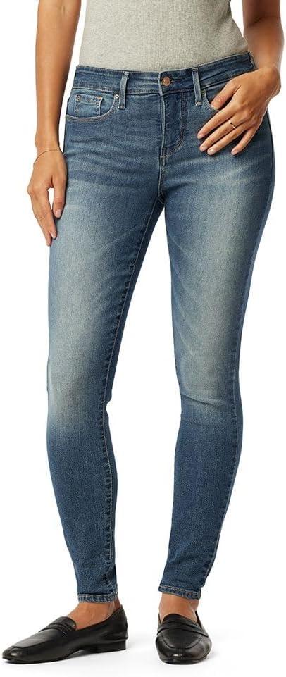 Levi Strauss Signature Gold Women's Totally Shaping Skinny Jeans Mid-Rise Stretch Denim (Available in Plus Size) (S)