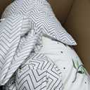 EMME Queen Comforter Set - 7-Piece Bed in a Bag for All Seaon, Ultra Soft Bedding Set with Comforter, Flat Sheet, Fitted Sheet, Pillowcase, Pillow Sham (Floral-Green Leaf, Full/Queen)
