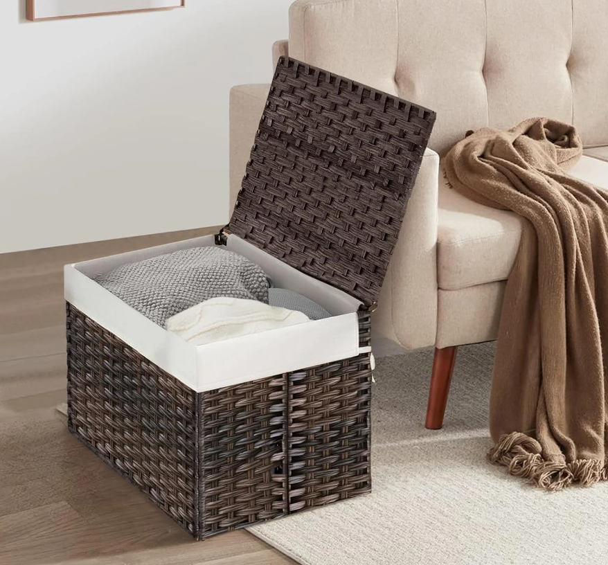 135L Wicker Storage Basket with Lid, Handwoven Large Shelf Basket with Removable Liner, 35.7 Gallon Wicker Basket for Blanket, Storage Trunk with Handle for Closet, Bedroom, Livingroom, Brown