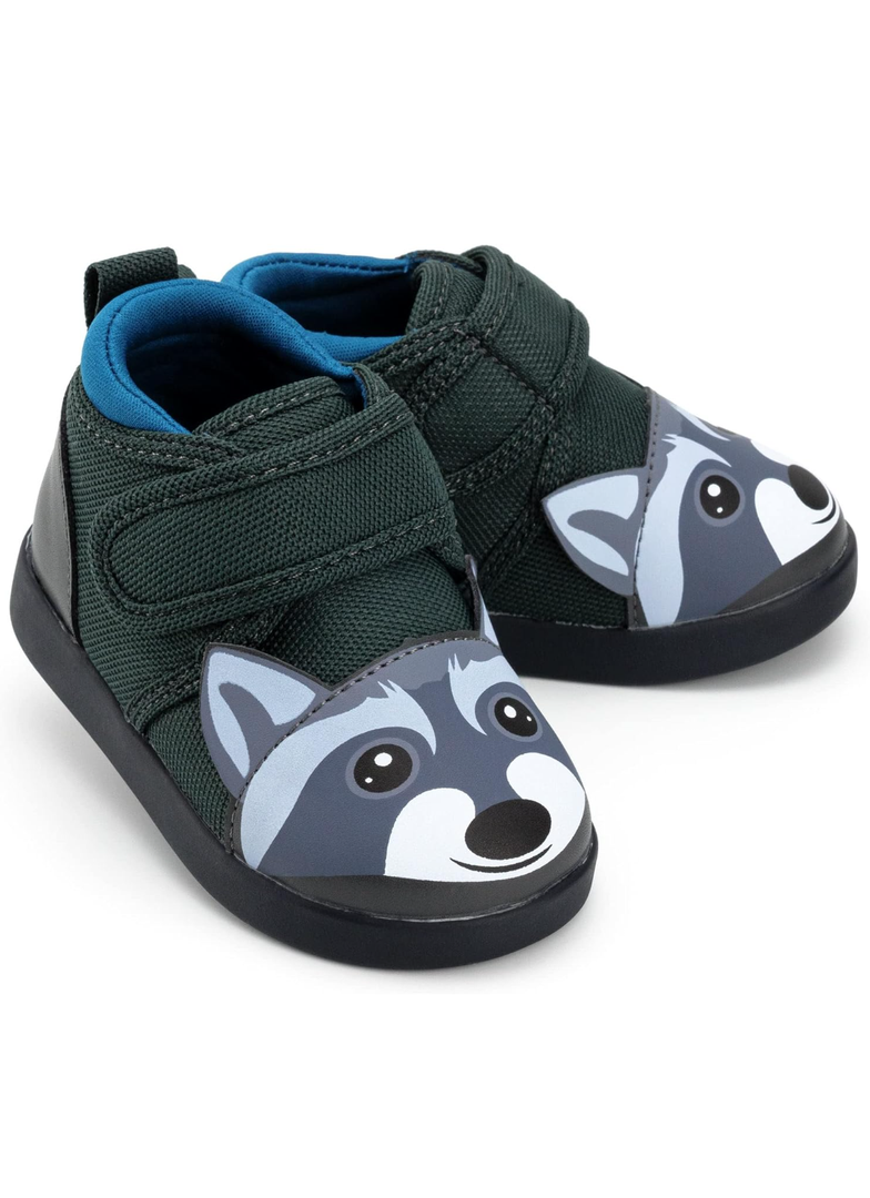 Ikiki Sneaks Shoes for Toddlers and Little Kids. Roomy fit Sneakers - Note: Non Squeaking - Vegan Leather Toe and Heel, 4