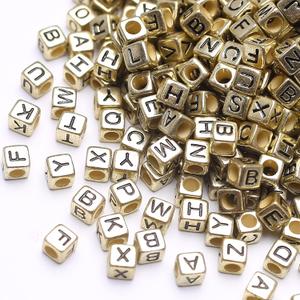 1000Pcs Square Letters Beads Antique Gold-Metallic-Color Cube Beads Acrylic Black Alphabet Bead Vintage Golden Cube Alphabet Bead for Jewelry Making DIY Friendship Bracelet