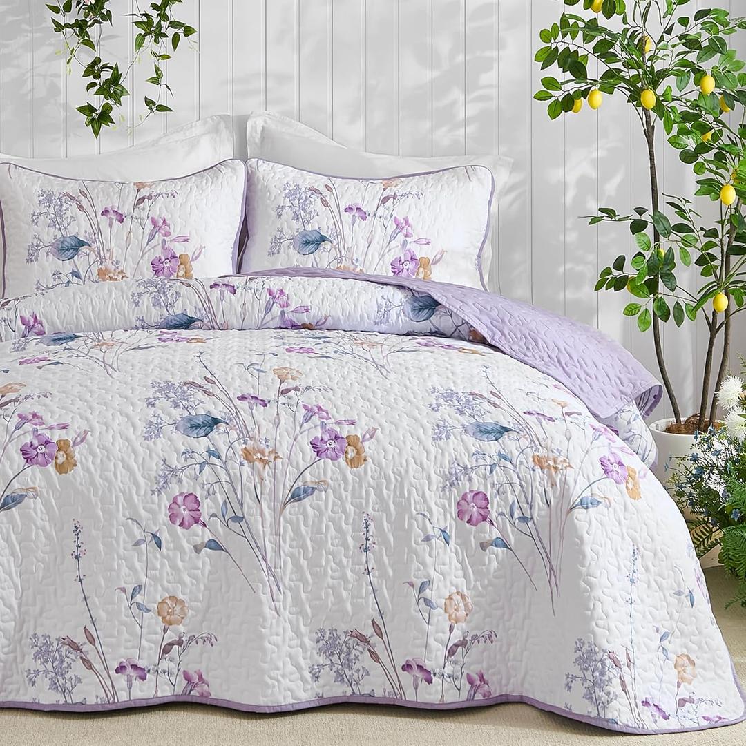 WONGS BEDDING 3 Pieces Quilt Set Queen Size, Purple Floral Botanical Plants Pattern Bedspread Coverlet Set with 2 Pillowcases, Soft Lightweight Microfiber Bedding Set for All Season(96"90")