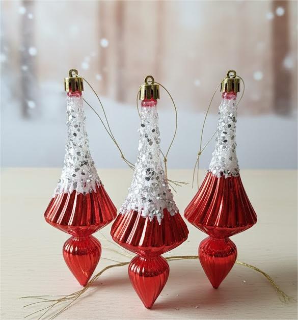 RoseCraft Christmas Ornaments Set, 6.3Inch Plastic Shatterproof Christmas Ball Hanging Ornaments for Xmas Tree Decorations, for Indoor Home Thanksgiving Halloween Party Decor - 6Pcs / Red.