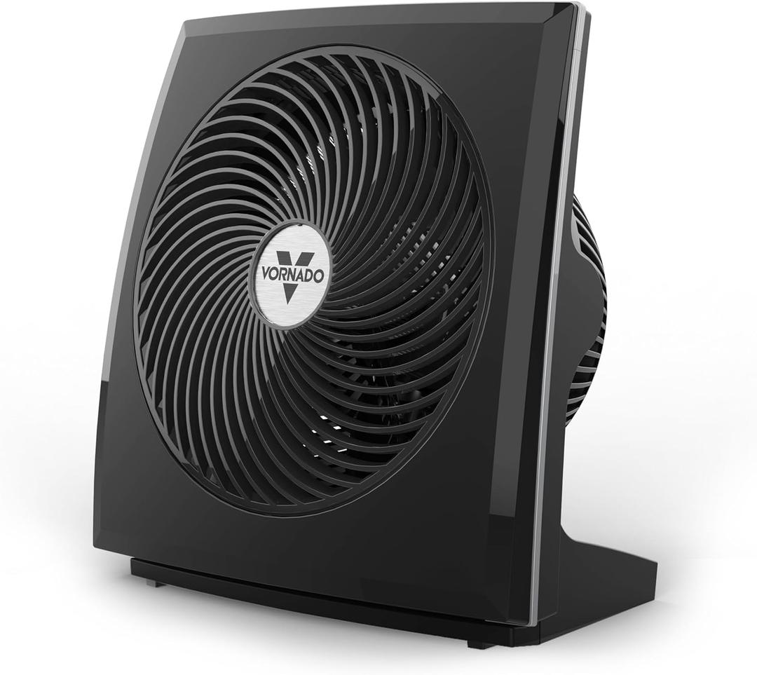Vornado 673T Whole Room Air Circulator Fan with Pivoting Head, 3 Speed Settings, Adjustable Tilt, Manual Control, Signature Vortex Action, Deep Pitched Fan Blades, Powerful Airflow, Black