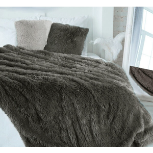 Faux Fur Blanket | Fuzzy Shaggy Blanket
 60x50