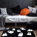 Tinideya Halloween Ghost Bathroom Rug Cute Spooky Bathroom Decor Non Slip Halloween Bath Mat Soft Washable Ghost Shower Floor Mat Goth Gift Cute Rug for Bedroom Home Decor 18x30inch