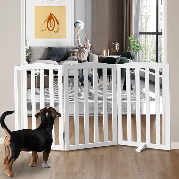 Freestanding Dog Gate Indoor,Doggie Gate Foldable Dog Gates for Doorways,Stairs or Hallways, Wooden White Pet Gate for The House, Pet Fence with Support Feet Included,32 "Height-3 Panels