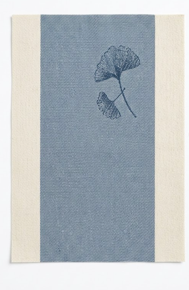 GoTCele Placemats Set of 6 for Dining Table Mats Washable Easy to Clean PVC Placemat (Ginkgo Navy)