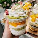 Jnnzzggu 100 Pack 12OZ Clear Plastic Cups with No Hole Dome Lids and Sporks,Disposable Dessert Cups,Yogurt Parfait Cup for Cupcake,Pudding,Iced Cold Drinks,Coffee,Juice,Snacks,Fruits,Ice Cream
