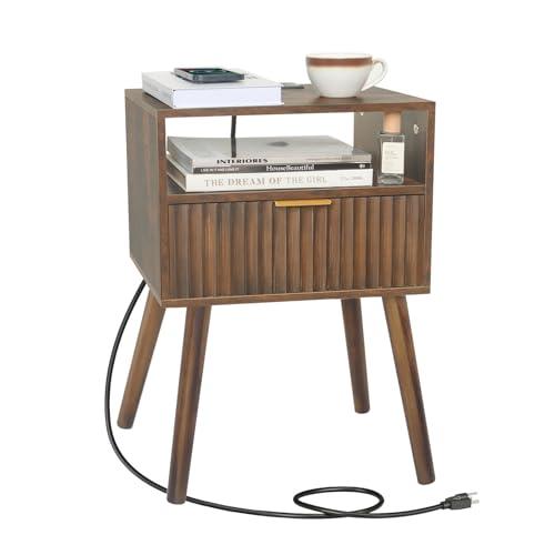 Fultyle Mid Cetury Modern Nightstand with Charging Station, Fluted Bedside Table with Storage, Modern Side End Table with Solid Wood Legs for Bedroom, Dorm and Small Space (Rustic Brown)