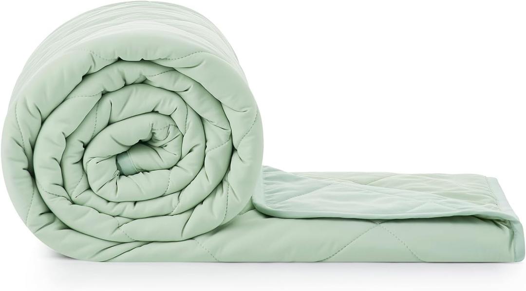 Cozy Bliss Cooling Throw Blanket for Hot Sleepers 50"x70", Q-Max 0.45 Cooling Comfort, Cold Blankets for Night Sweats Sleeping, Ultra-Cool Lightweight Breathable Summer Blanket for Couch Bed, Green