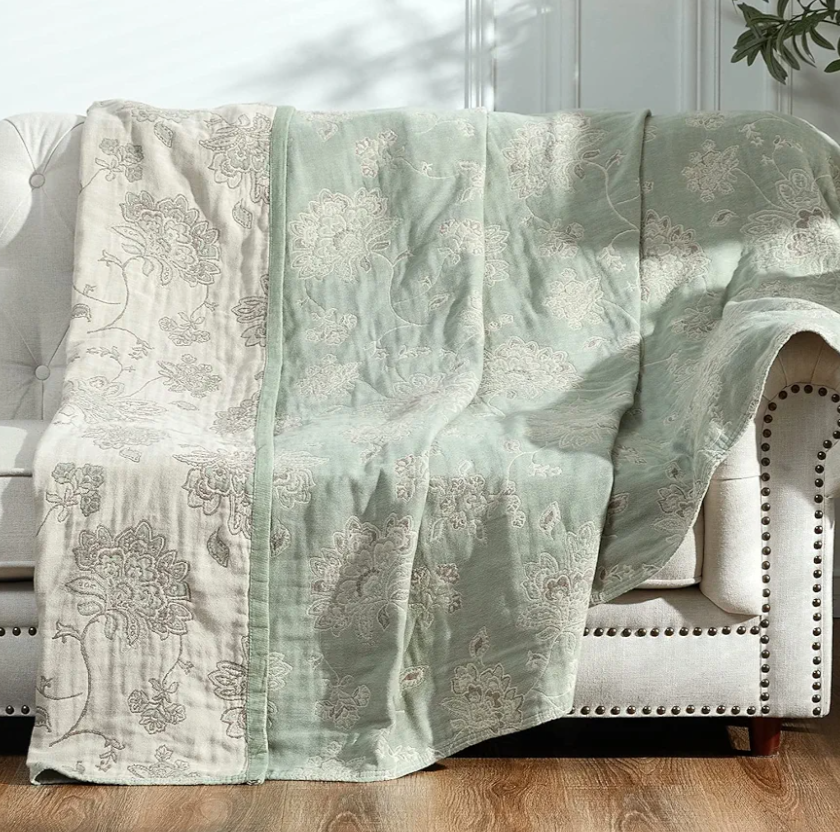 jinchan Boho 100% Cotton Muslin Queen Size 80x90 Inches Blanket Lightweight 4-Layer Quilted Soft Green and Beige Floral Throw Blanket Reversible Comfy Flower Rustic All Seasons Couch Bedroom Decor