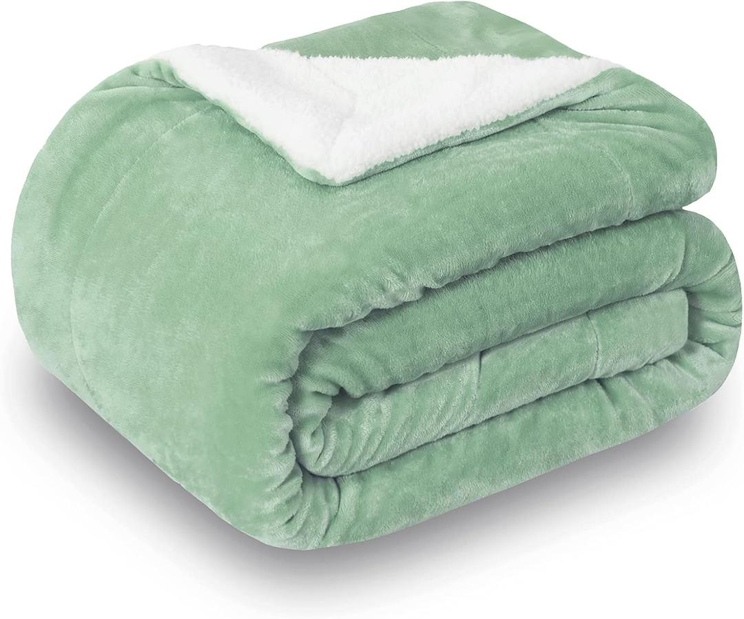 SOCHOW Sherpa Fleece Throw Blanket, Double-Sided Super Soft Luxurious Plush Blanket Throw Size, Celadon, 50x60 inches