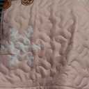 FROZZUR Christmas Quilt Set King Size - Pink Gingerbread Bedding, Lightweight Soft Breathable Winter Quilt Coverlet - Cozy Holiday Bedspread for Family Bedroom, Decoration