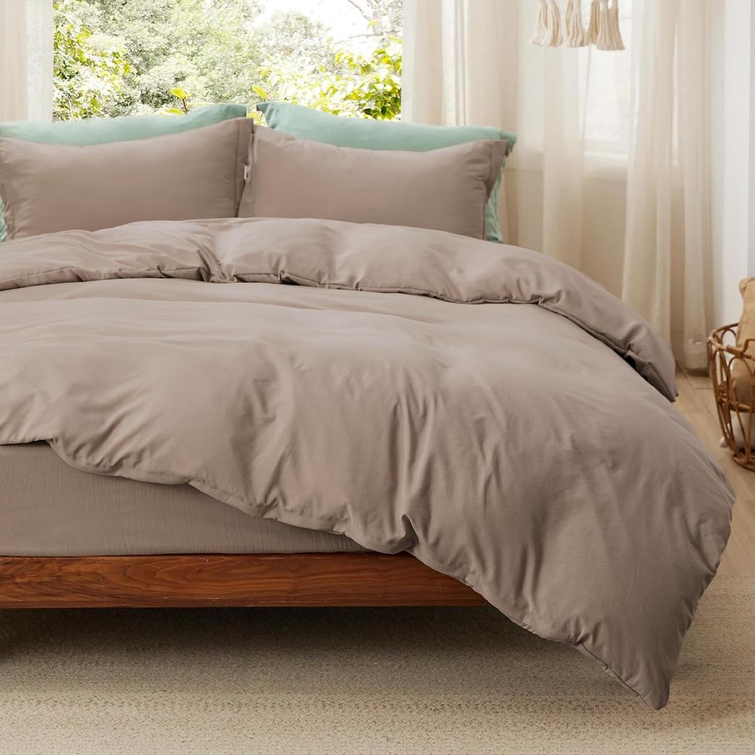 Bedsure Duvet Cover King Size with Fitted Sheet - 4 Pieces Prewashed Extra Soft Bedding Set, Includes 1 Duvet Cover 104x90 Inches with Zipper Closure, 2 Pillow Shams, 1 Fitted Sheet, Khaki